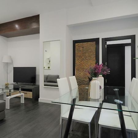 Industrial Style 2 Bedroom In Town Malaga Luaran gambar